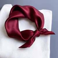 Household supplies MH 100% Naturlig Sidenscarf Dam enfärgad Foulard Högkvalitativ Dam Huvudduk Sjal Wrap Fyrkantig Mode Hijab Bandana Scarves Y1961YY-Real Silk 65x65cm white