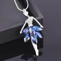 YIRAN Jewelry Elegant Charm Dansare Kubisk Zirkonia Blå Vit Färg Klänning Hänge Långt Halsband För Kvinnor Retro Mode Smycken
