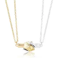 YIRAN Jewelry 2 st Håll Händer Magnetiskt Parhalsband Älskare Hand i Hand Hänge Halsband För Kvinnor Män Mode Smycken Gåva Trend white