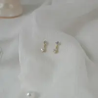 YIRAN Jewelry 925 Sterling Silver Pläterad 14k Guld Små Söta Zirkon Örhängen Kvinnor Klassiska Eleganta Bröllopssmycken silver