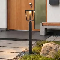 LUCANDE LED-väglampa Lynx, 95,5 cm, svart, IP65 Lynx, Svart, Metall, Modern