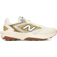 New Balance - Trailskor - Tektrel Utility Basil Oil för Unisex - Storlek 45,5 - Beige