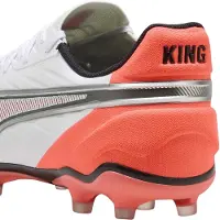 Puma Fotbollsskor för herrar, King Match, för fast underlag (Vit/Röd)