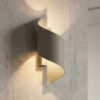 Emibig Vägglampa SPINER LIGHTING, dimbar, Creme / bärnsten, Vardagsrum / matsal, Metall, Modern, Vägglampa, vägglampa inomhus