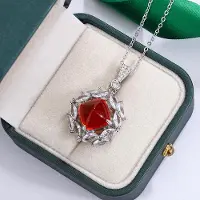 YIRAN Jewelry Lätt lyx Sockerstativ Skuren färgskatt Set Rubin Hänge Kungligt blått Jadeställ Sockerstativ Halsband gray