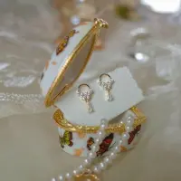 YIRAN Jewelry 925 Sterling Silver Pläterade 14k Guld Glänsande Vattendroppe Kristall Örhängen Kvinnor Mode Enkla Bröllopssmycken silver