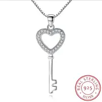YIRAN Jewelry 925 Sterling Silver Smycken Cz Zirkonia Kristall Kärlekshjärta Nyckel Hänge Halsband För Kvinnor Gåva 45cm Kedja Collares S -N74 gray