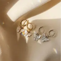 YIRAN Jewelry 925 Sterling Silver Snäcka Fjäril Hoop Örhängen För Kvinnor Guldfärg Koreansk Kvinnlig Dam Örhängen Bohemia S -E1352 beige