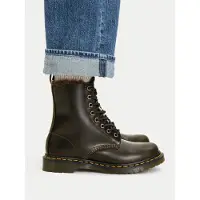 Dr. Martens Stövlett med snörning '1460 Serena' mörkbrun