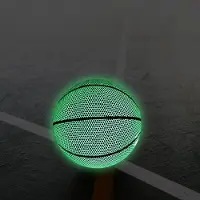 Vestidos NR 7 Hållbar Lyser Upp Vuxen Basketboll med Speciellt Mönster för Inomhus UtomhusVuxen NR 7 Basketboll black
