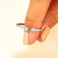 YIRAN Jewelry Huitan Elegant Oändlighetssymbol Åtta Form Kvinnoringar med Rosa Kubisk Zirkonia Utsökt Kvinnlig Fingerring Bröllopsringar Smycken 8 beige