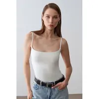 Dilvin Slim Fit Fyrkantig Halsärmlös Blus