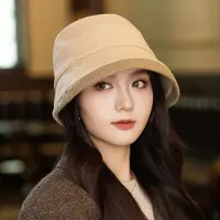 Yiran bag Nya Höst- och Vinterhattar för Kvinnor Mångsidig Veckad Brittisk Stil Fiskarhatt Japansk Retro Hinkhatt Utomhus Casual Hinkhatt average size beige