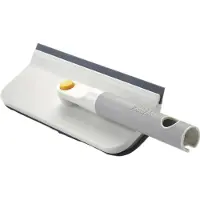Joseph Joseph CleanTech 2-i-1 glasrengringsduschskrapa med tvttbar mikrofiberdyna och platsbesparande hopfllbart handtag